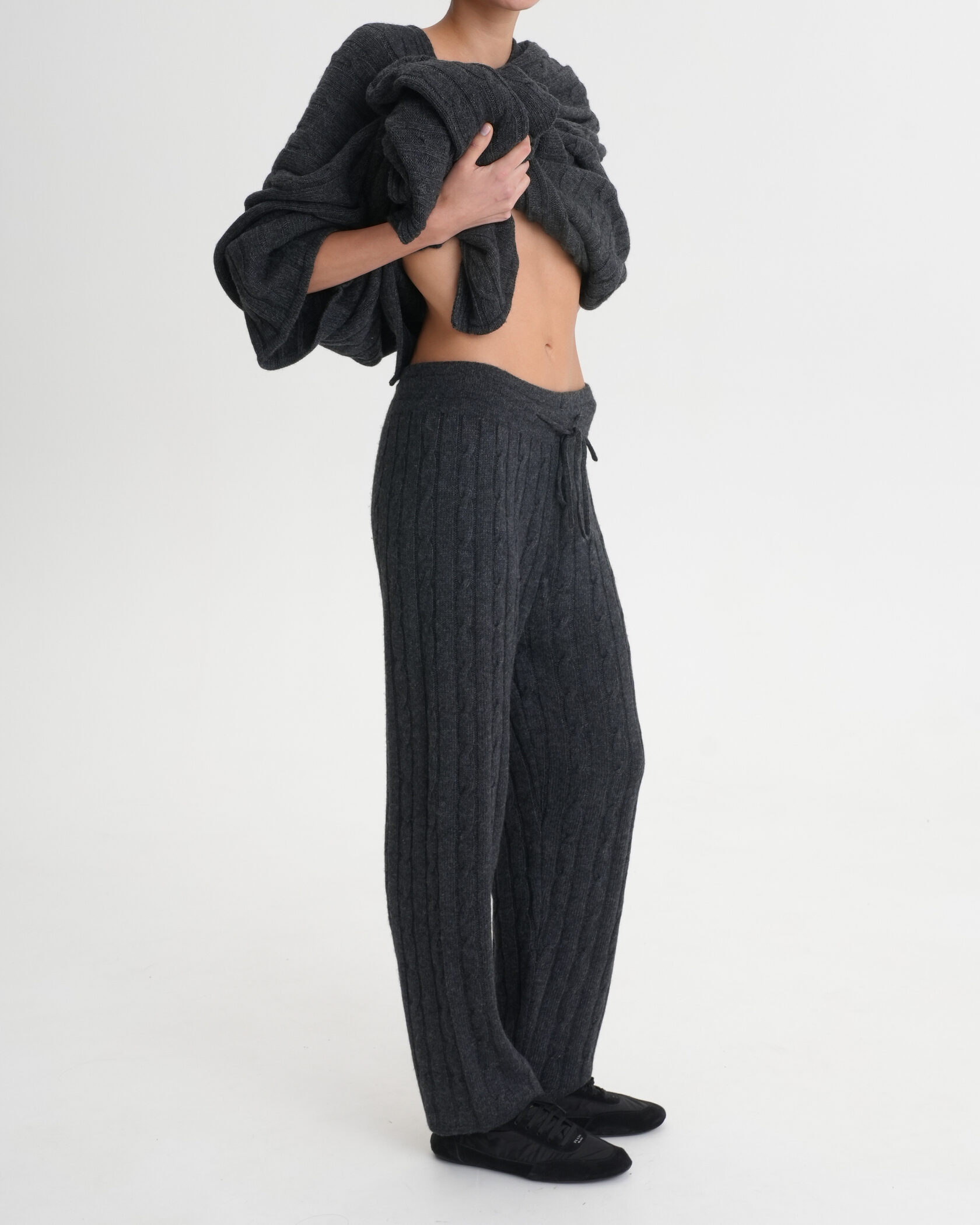Брюки с косами — изображение 2